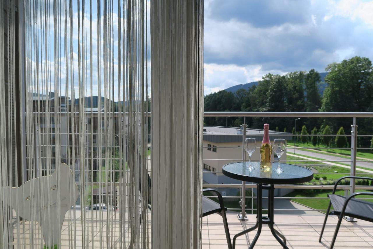 Luxapartament 1 - Z Widokiem I Garazem W Nowym Zeta Park Ustron Luaran gambar
